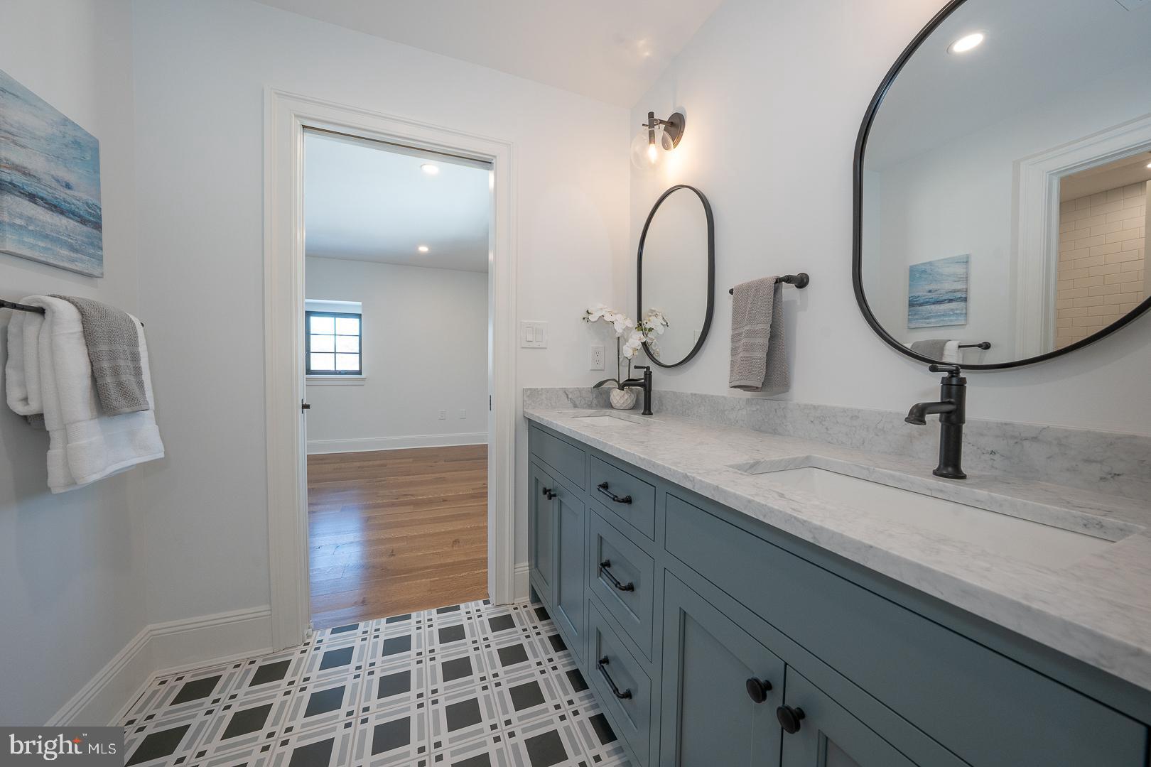 201 South Spring Mill Road Villanova, PA 19085 - Photo 70 of 84 Jack and Jill Bath