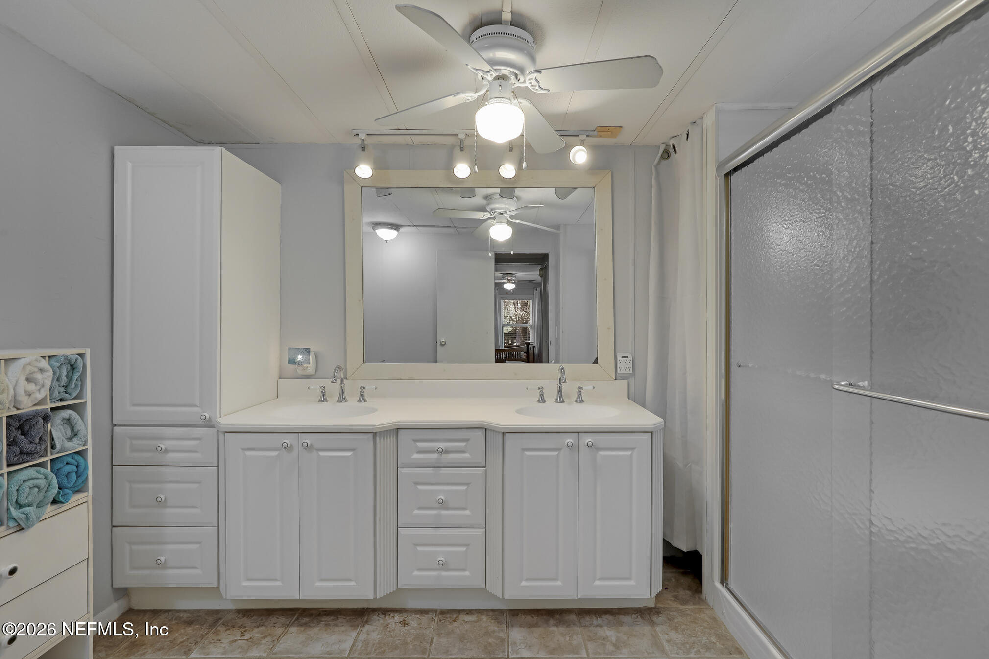 6901 Catlett Road St. Augustine, FL 32095 - Photo 22 of 74 21 Master Bathroom