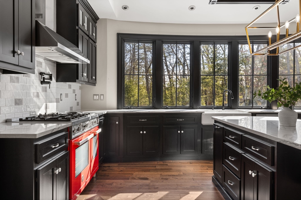 9 Coach Road Plainville, MA 02762 - Photo 14 of 42