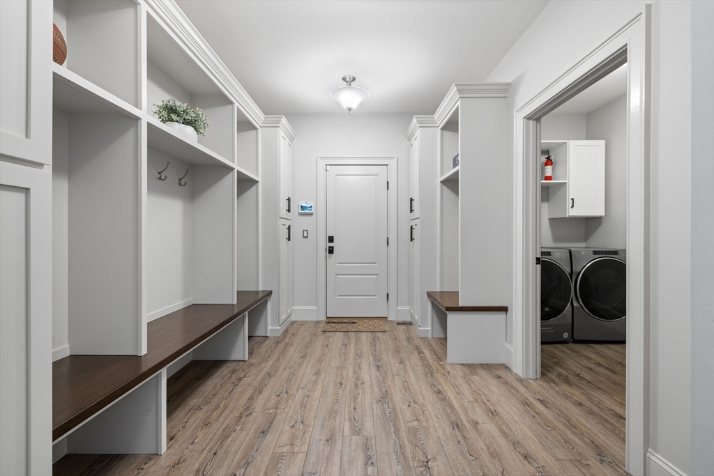 9 Coach Road Plainville, MA 02762 - Photo 21 of 42