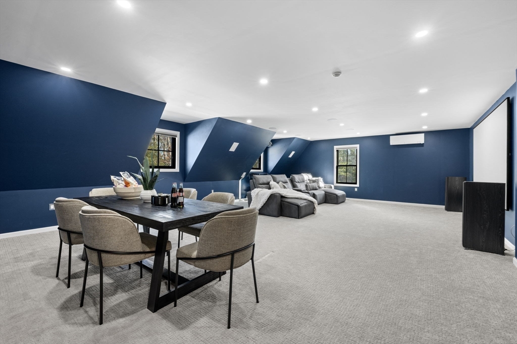 9 Coach Road Plainville, MA 02762 - Photo 37 of 42