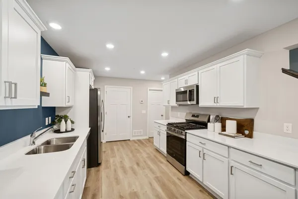 $259,900 | 2113 Birch Lane, Montrose, MN 55363