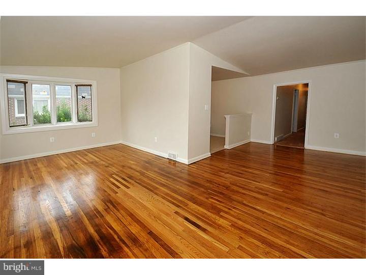 596 Wanamaker Road Jenkintown, PA 19046 - Photo 5 of 23 Dining Room
