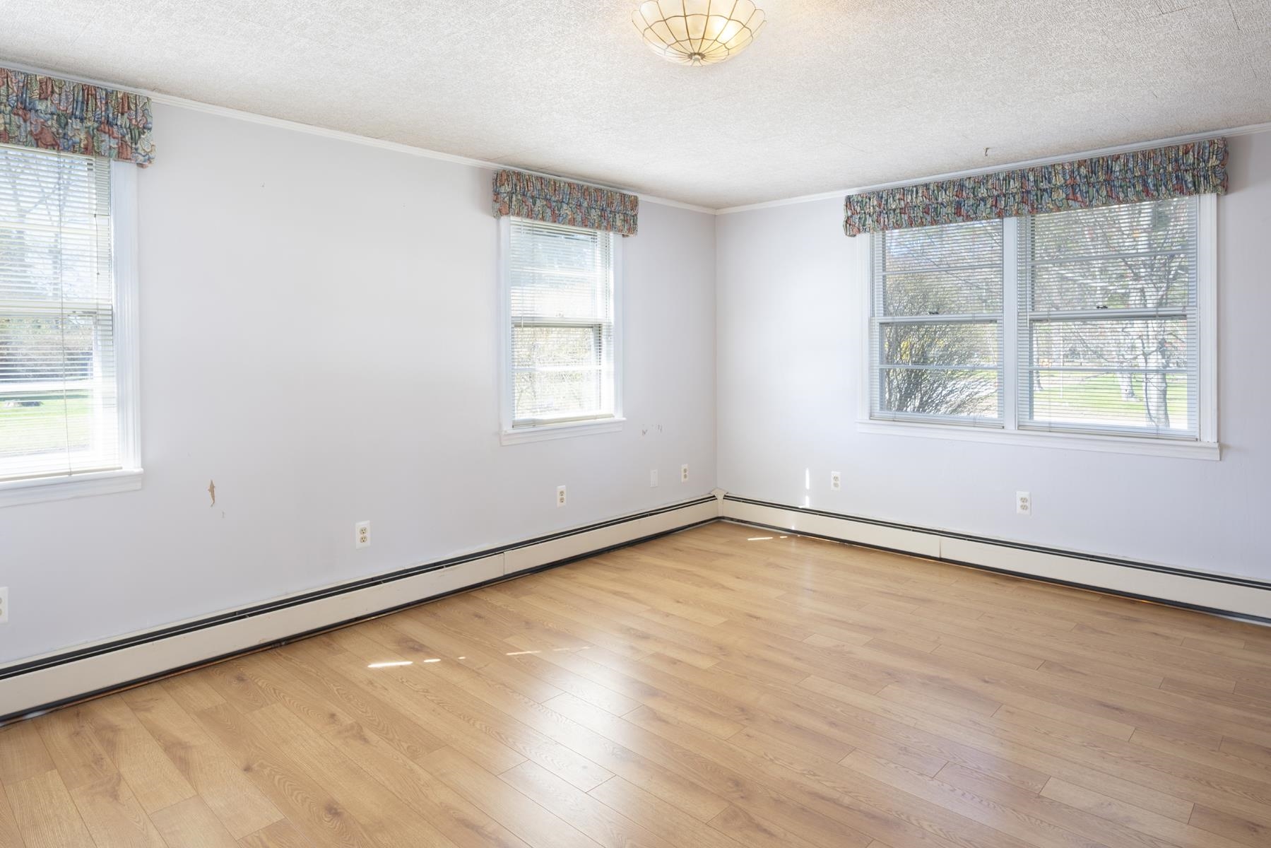 2 Cricket Lane Concord, NH 03301 - Photo 4 of 25