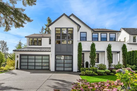 $2,250,000 | 8777 Northeast Winslow Grove Court, Bainbridge Island, WA 98110