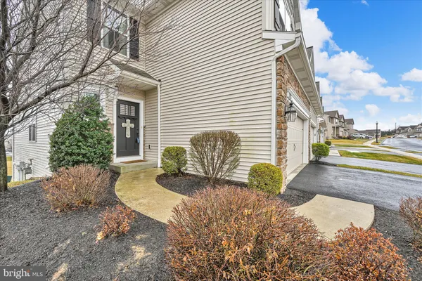 $429,900 | 1725 Haralson Drive, Mechanicsburg, PA 17055
