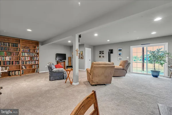 $429,900 | 1725 Haralson Drive, Mechanicsburg, PA 17055
