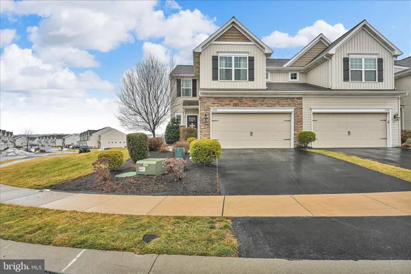 $429,900 | 1725 Haralson Drive, Mechanicsburg, PA 17055