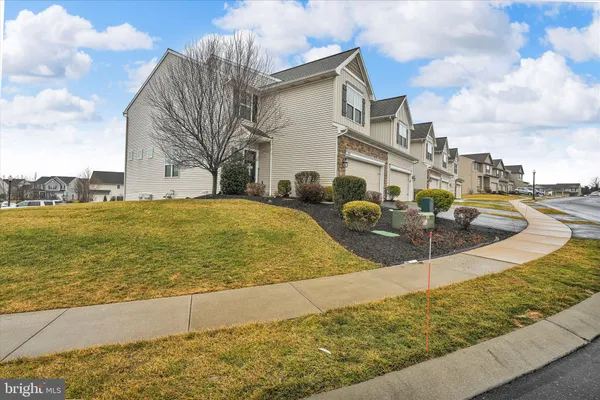 $429,900 | 1725 Haralson Drive, Mechanicsburg, PA 17055