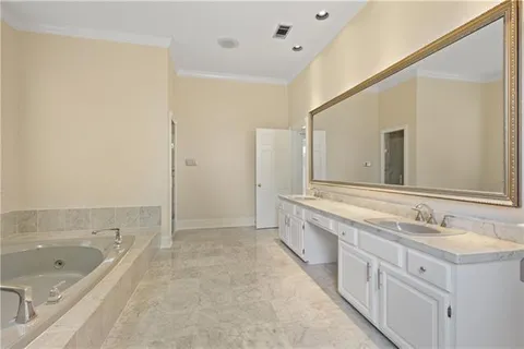 $1,175,000 | 285 Citrus Road, River Ridge, LA 70123