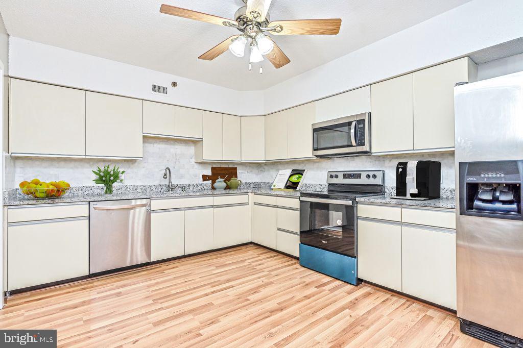 5501 Seminary Road, Unit 104S Falls Church, VA 22041 - Photo 24 of 42