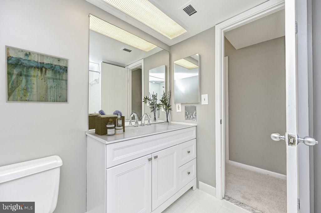 5501 Seminary Road, Unit 104S Falls Church, VA 22041 - Photo 28 of 42