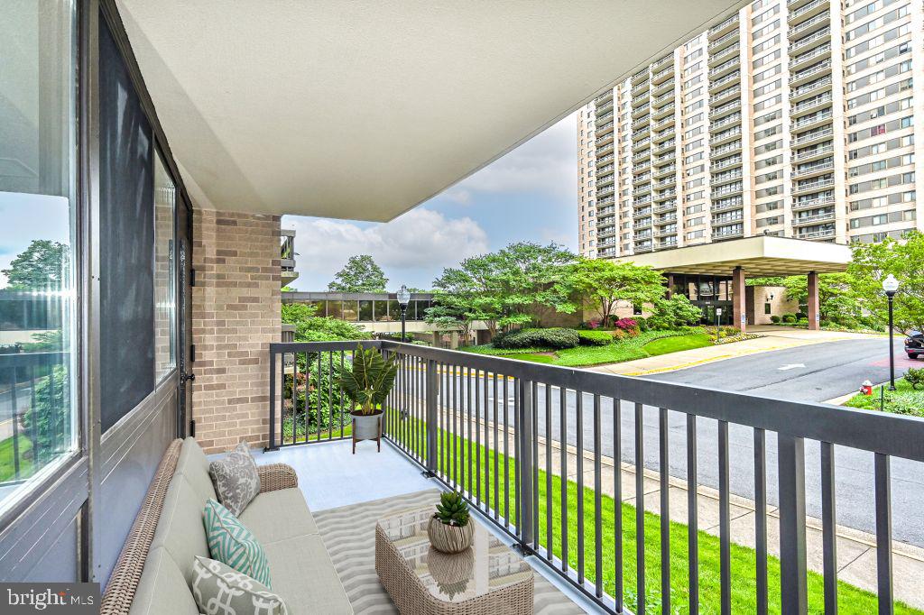 5501 Seminary Road, Unit 104S Falls Church, VA 22041 - Photo 34 of 42