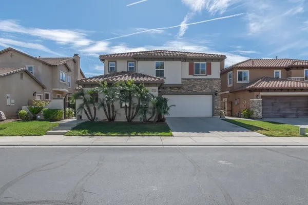 $885,000 | 27194 Red Maple Street, Murrieta, CA 92562