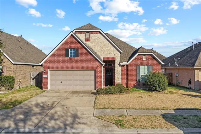 $2,700 | 8306 Hampton Bay Drive, Baytown, TX 77523