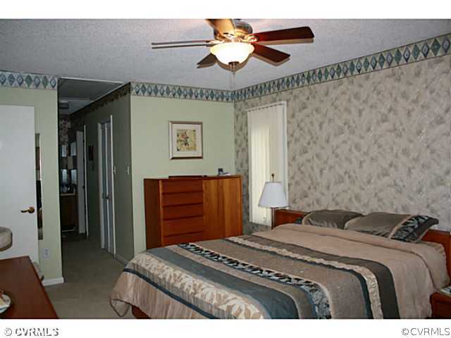 13900 Walnut Creek Road Midlothian, VA 23112 - Photo 15 of 24 Master Bedroom