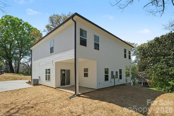$490,000 | 533 Broadway Court, Unit A&B, Statesville, NC 28677