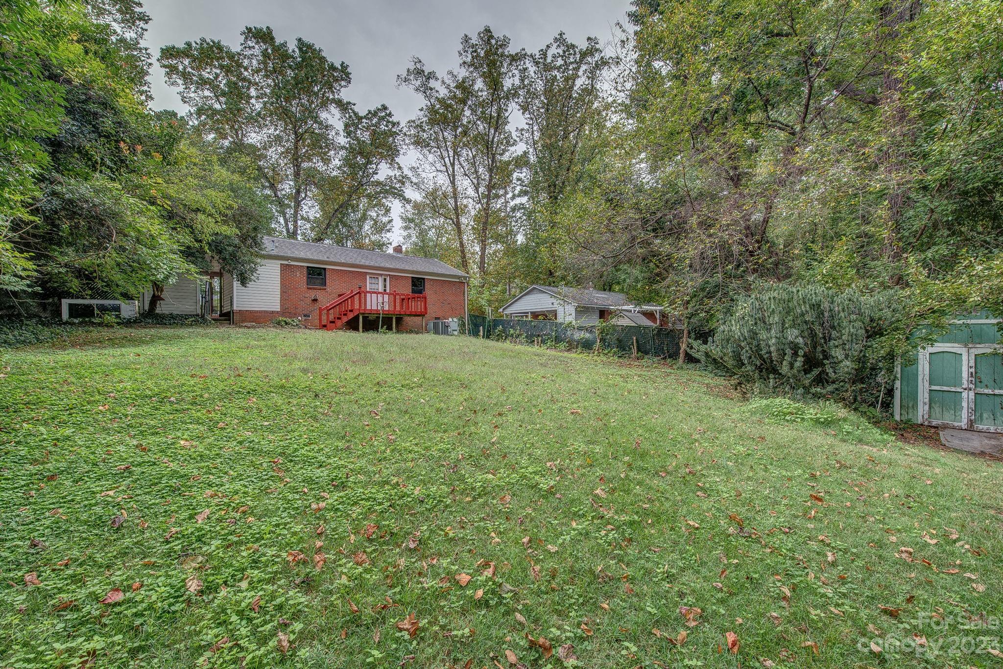 5039 Erickson Road Charlotte, NC 28205 - Photo 5 of 23 Gallery Image 5