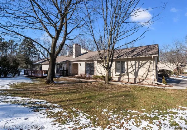 $2,900 | 1131 Timberview Trail, Unit 105, Bloomfield Hills, MI 48304