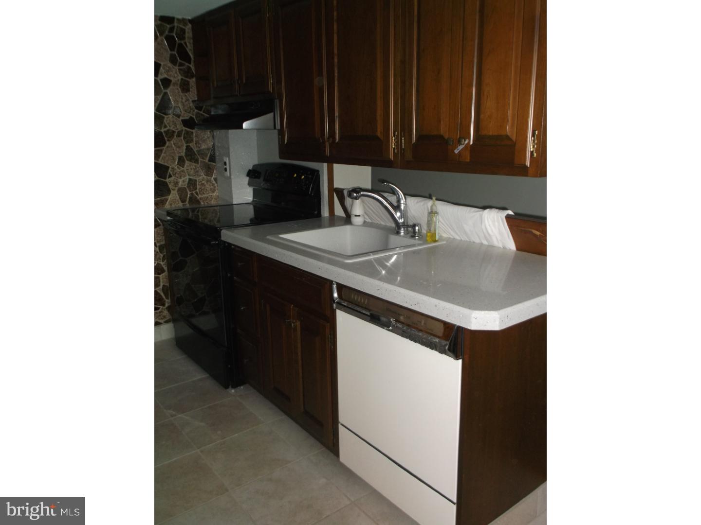 1922 Carter Road Folcroft, PA 19032 - Photo 2 of 10