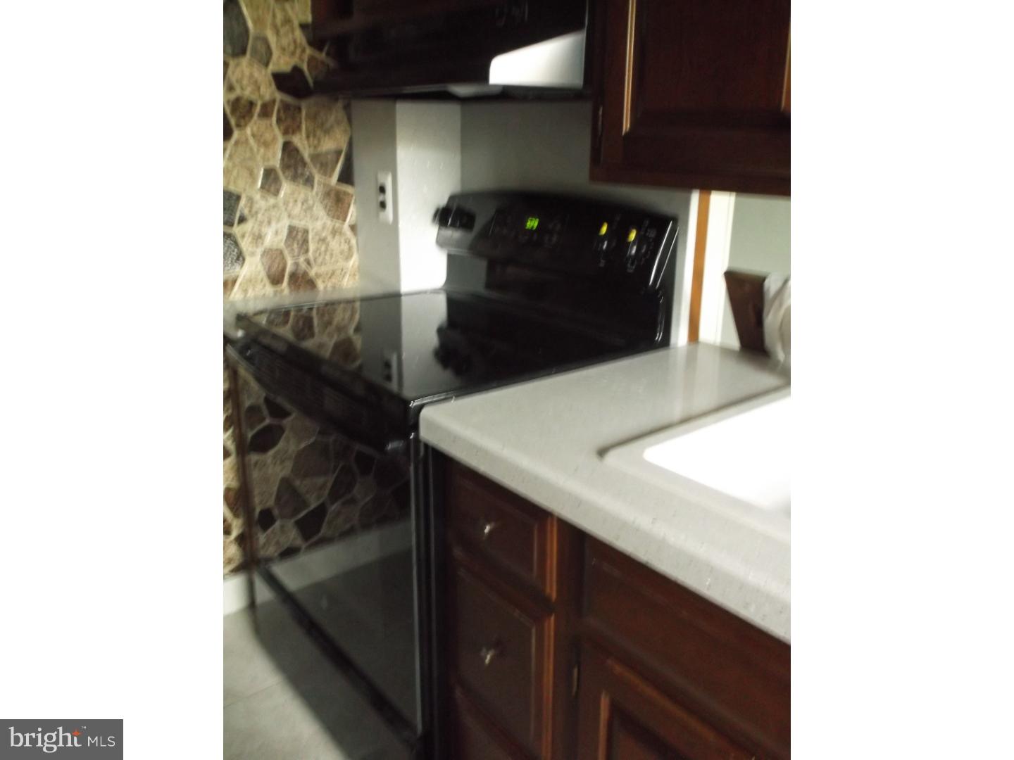 1922 Carter Road Folcroft, PA 19032 - Photo 5 of 10