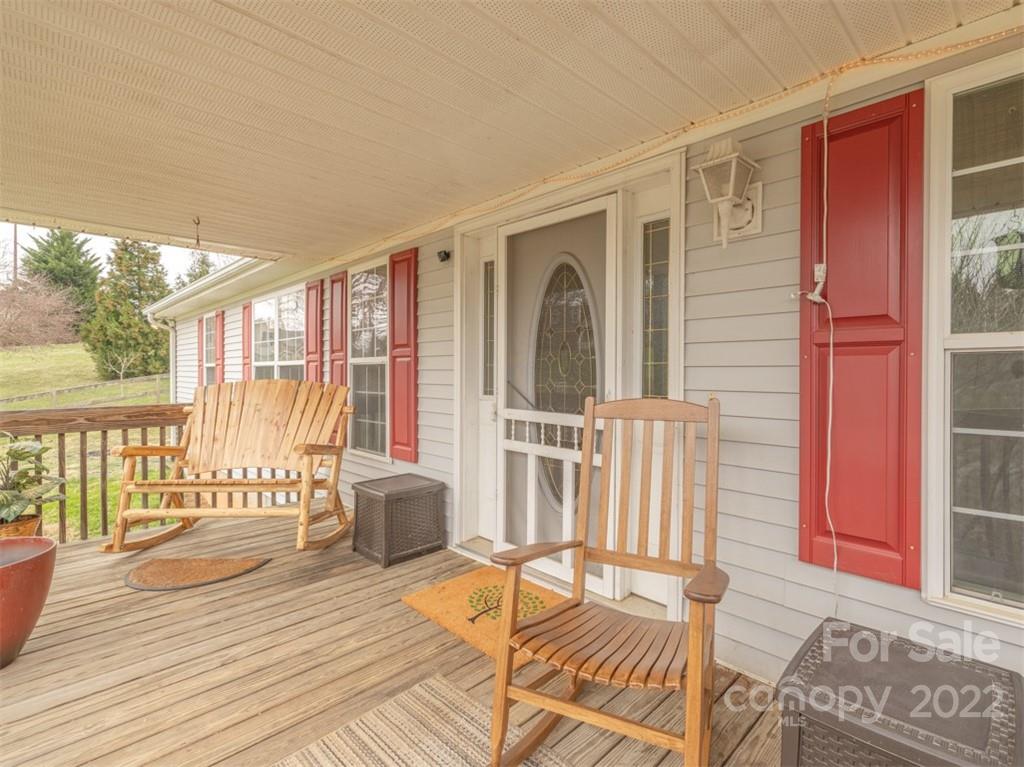 54 Tipton Farm Road Candler, NC 28715 - Photo 12 of 30 Gallery Image 12