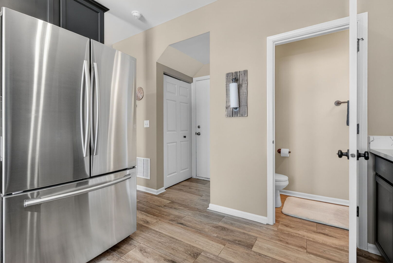 15238 Kenmare Circle Manhattan, IL 60442 - Photo 9 of 29 a view of bathroom with wooden floor
