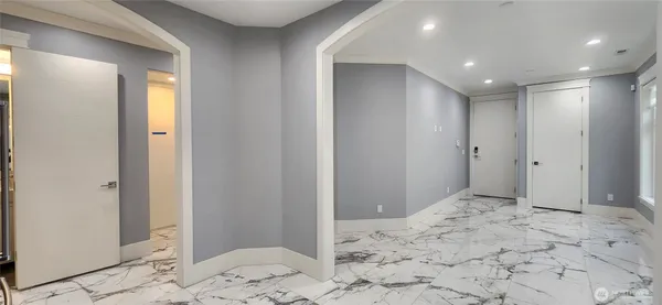 $2,550 | 1133 North 33rd Place, Renton, WA 98056