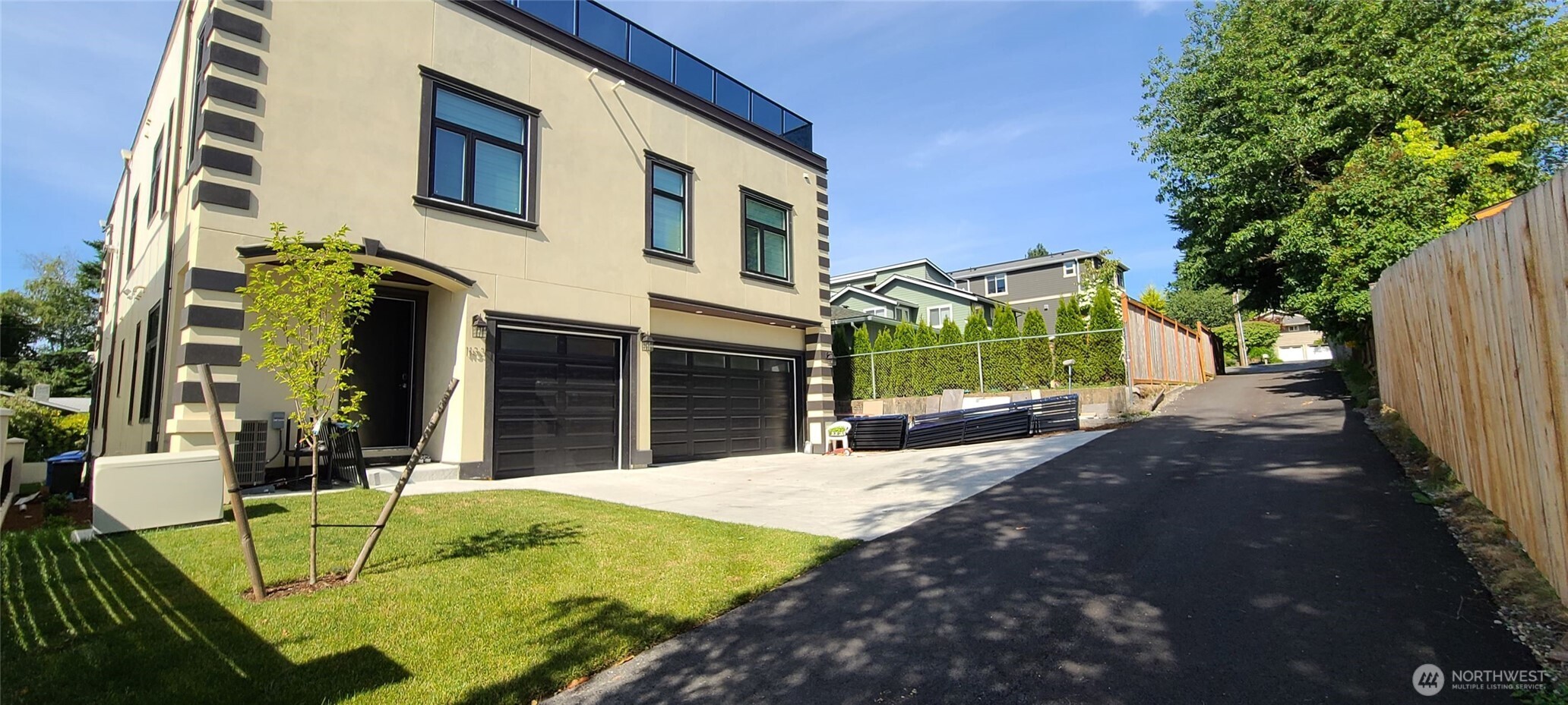 1133 North 33rd Place Renton, WA 98056 - Photo 3 of 19