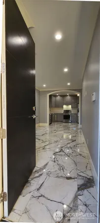 $2,550 | 1133 North 33rd Place, Renton, WA 98056