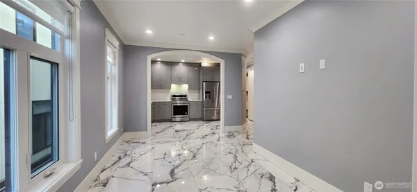 $2,550 | 1133 North 33rd Place, Renton, WA 98056