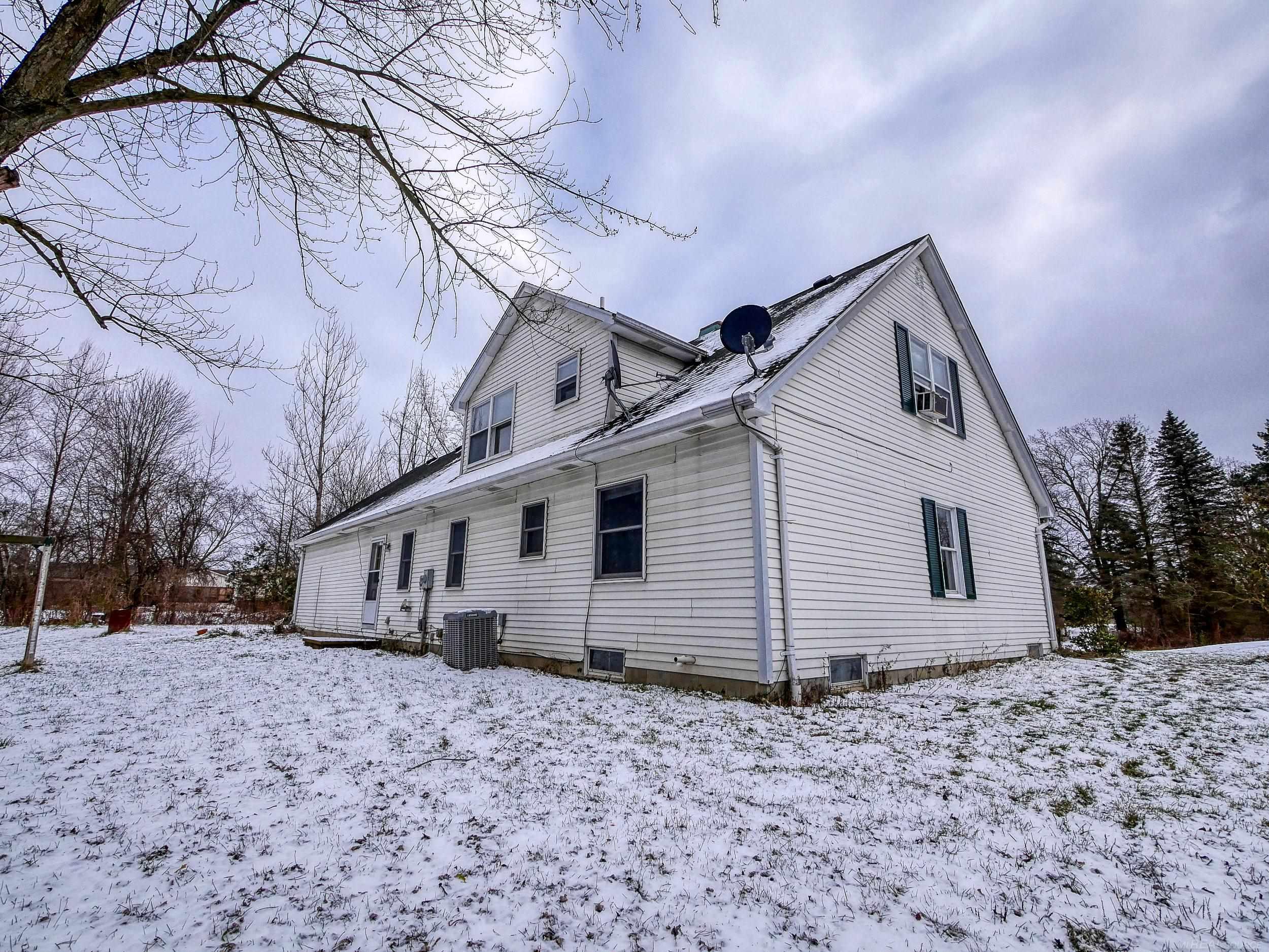 36851 Pound Road Richmond, MI 48062 - Photo 29 of 35 50162547-4a17743d-b17b-4613-ad22-f20ff0a95861.JPG