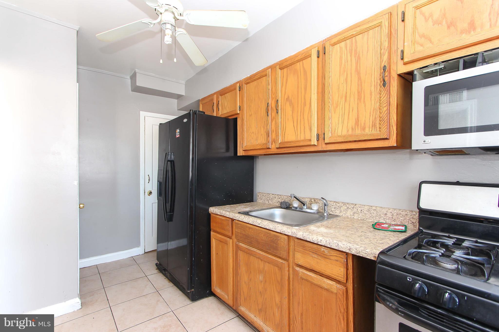 1012 Witherspoon Road Baltimore, MD 21212 - Photo 4 of 18 Kitchen