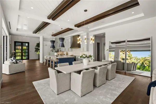 $8,500,000 | 506 Neapolitan Lane, Naples, FL 34103