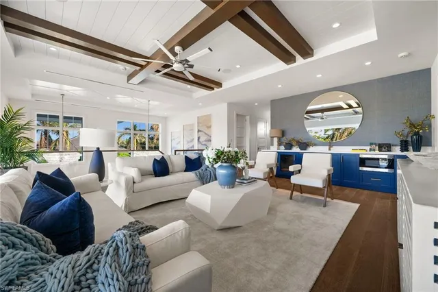 $8,500,000 | 506 Neapolitan Lane, Naples, FL 34103