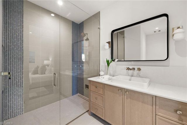 $8,500,000 | 506 Neapolitan Lane, Naples, FL 34103