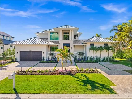 $8,745,000 | 506 Neapolitan Lane, Naples, FL 34103