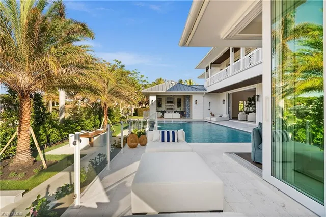 $8,500,000 | 506 Neapolitan Lane, Naples, FL 34103
