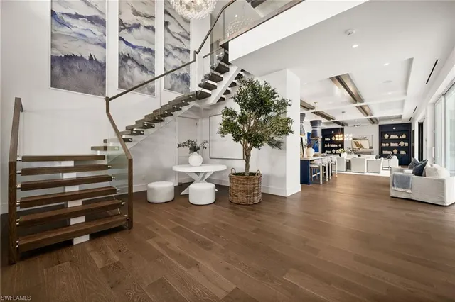 $8,500,000 | 506 Neapolitan Lane, Naples, FL 34103