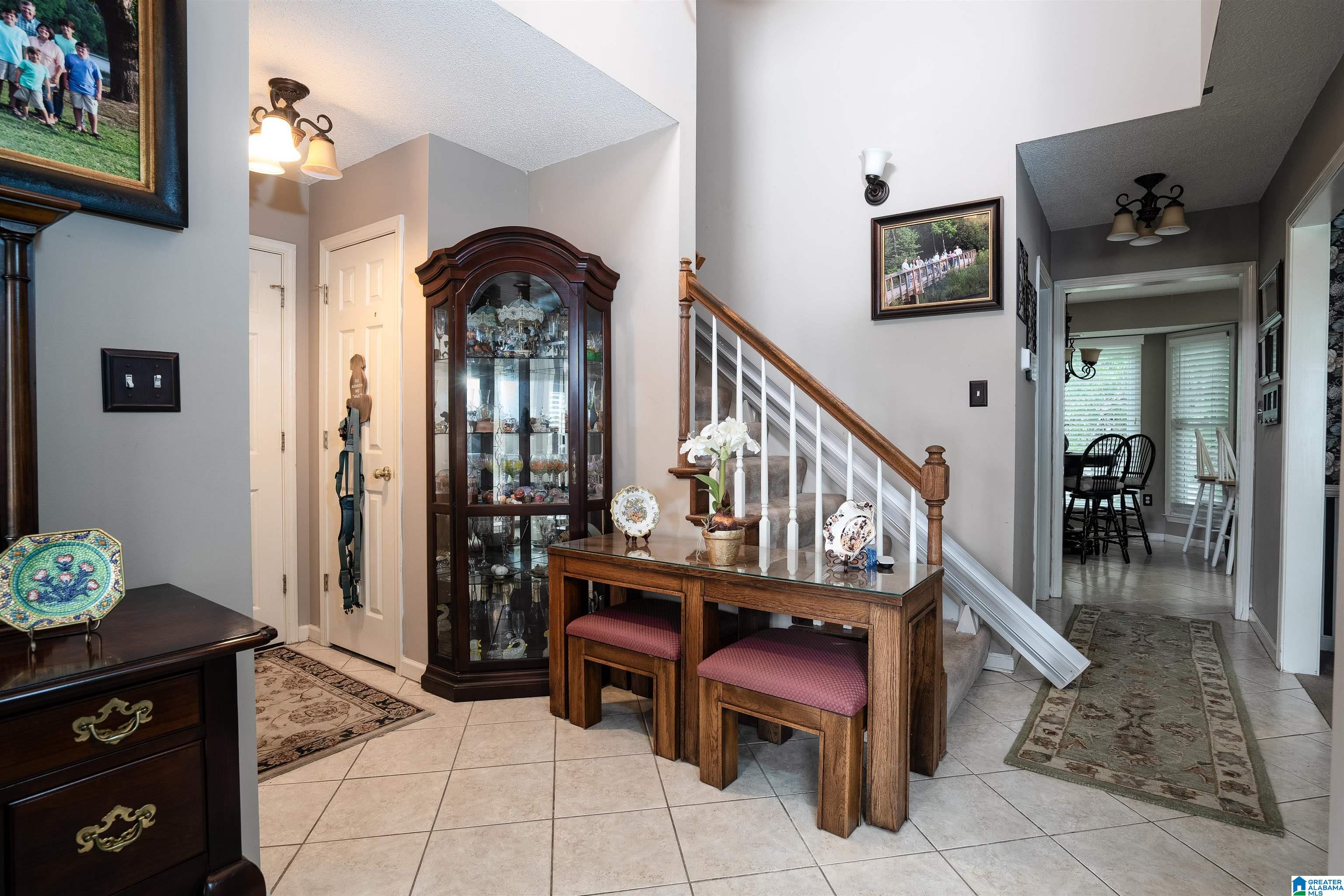 128 Greenfield Lane Alabaster, AL 35007 - Photo 4 of 22