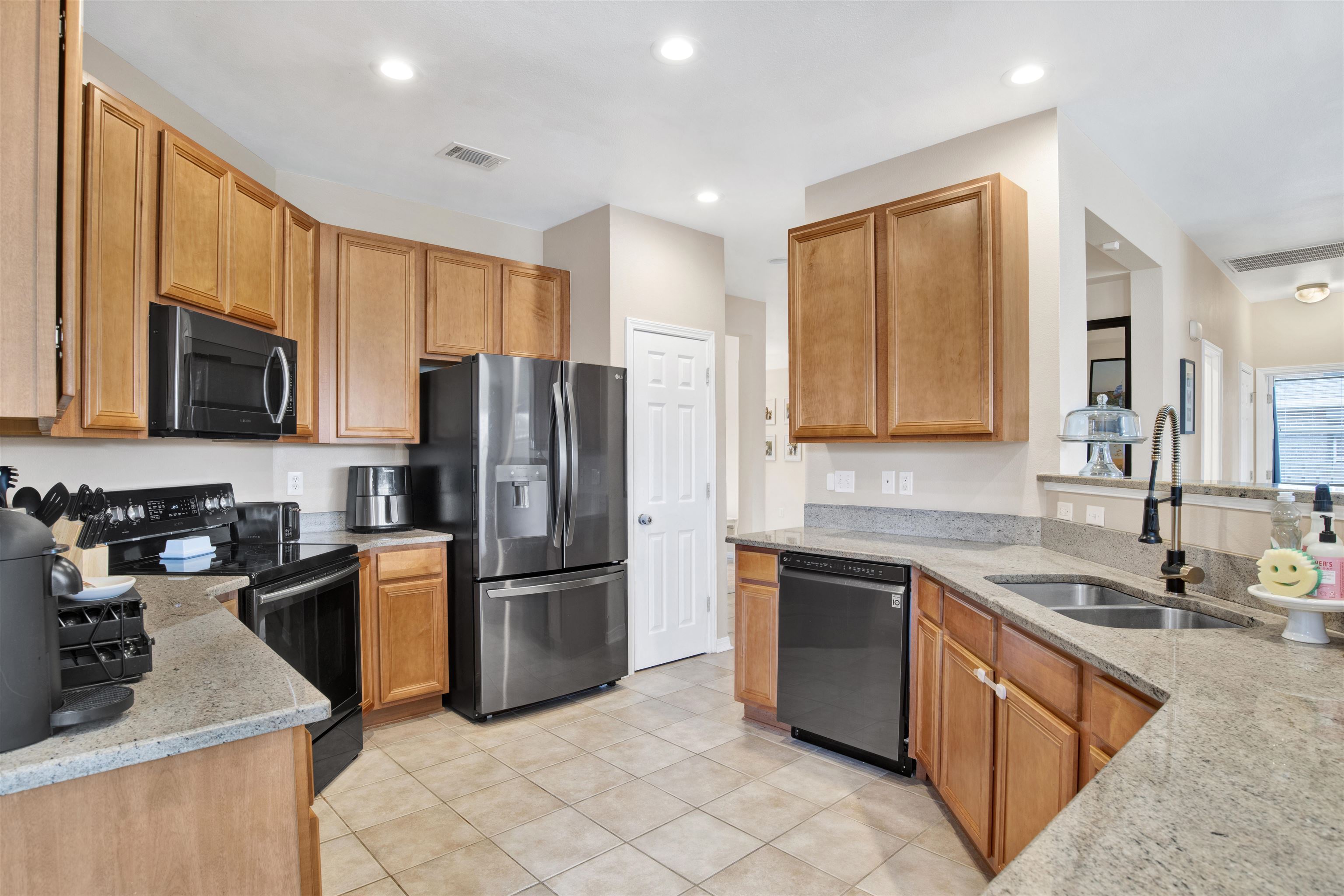 1275 Pembroke Way Foley, AL 36535 - Photo 12 of 25