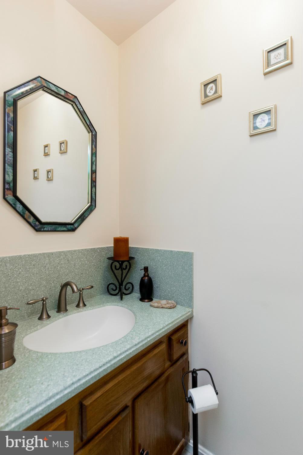 6824 Cherryfield Road Fort Washington, MD 20744 - Photo 22 of 27 Bath