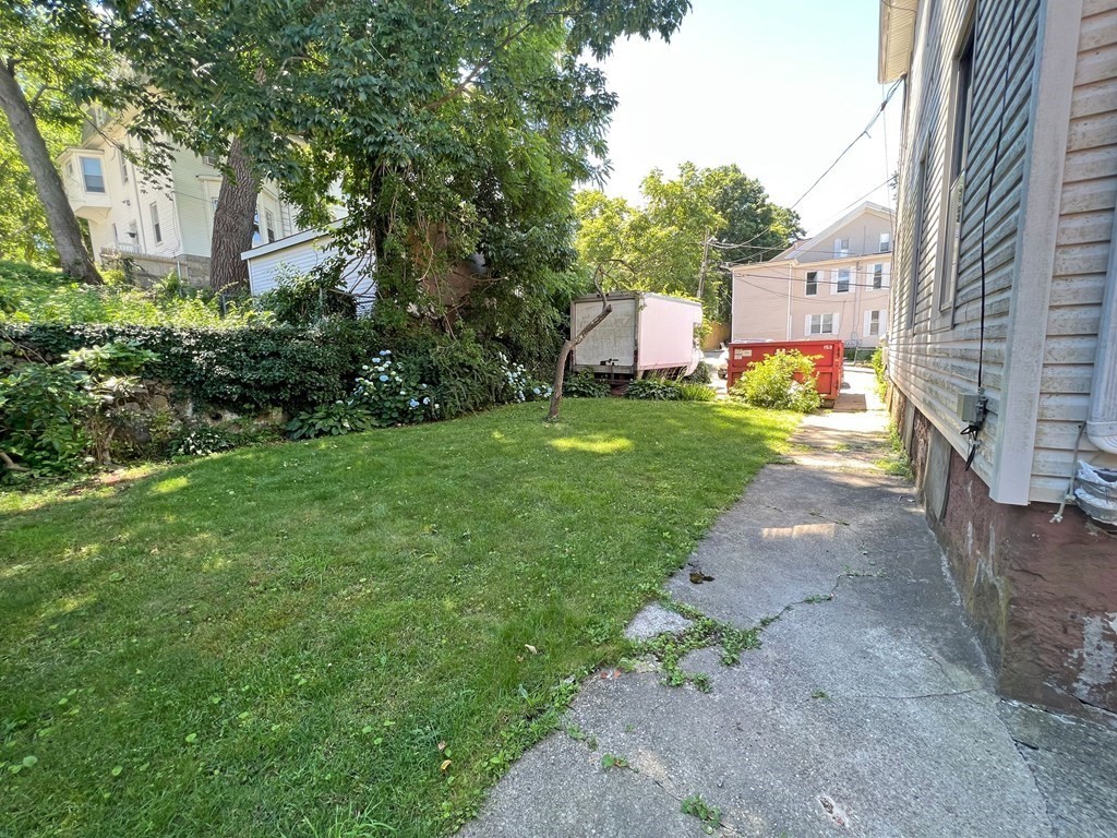 88 Prospect Street Fall River, MA 02720 - Photo 6 of 21 Gallery Image 6