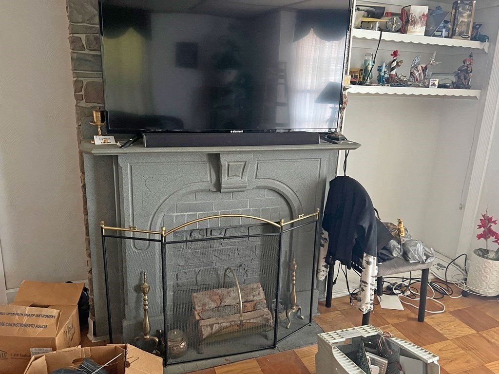 88 Prospect Street Fall River, MA 02720 - Photo 10 of 21 Gallery Image 10