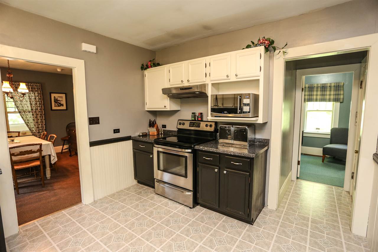 100 New Boston Road Bedford, NH 03110 - Photo 15 of 40