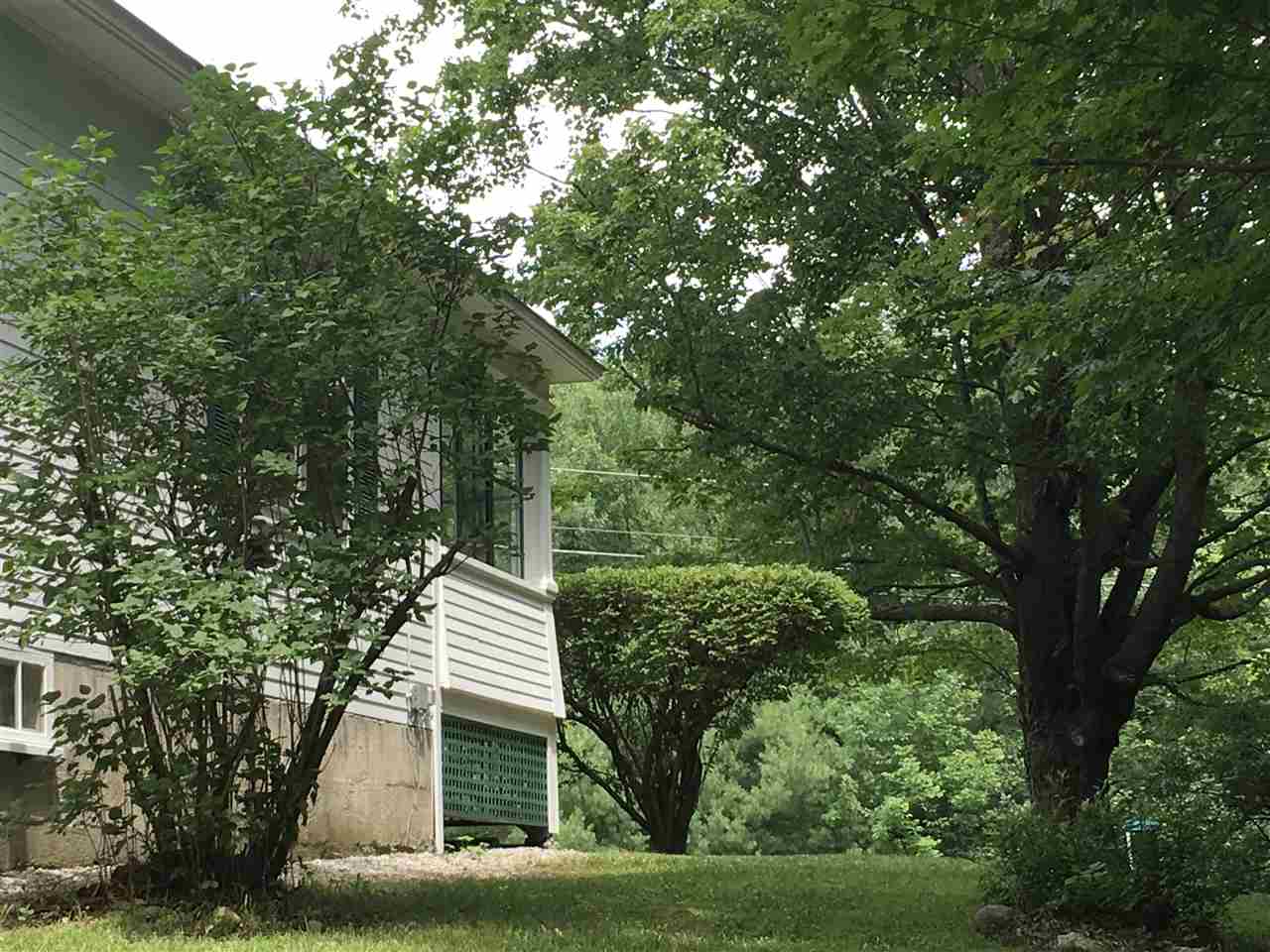 100 New Boston Road Bedford, NH 03110 - Photo 33 of 40