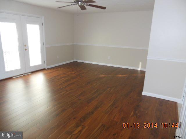 2220 Greenbriar Road York, PA 17404 - Photo 12 of 36 Gallery Image 12