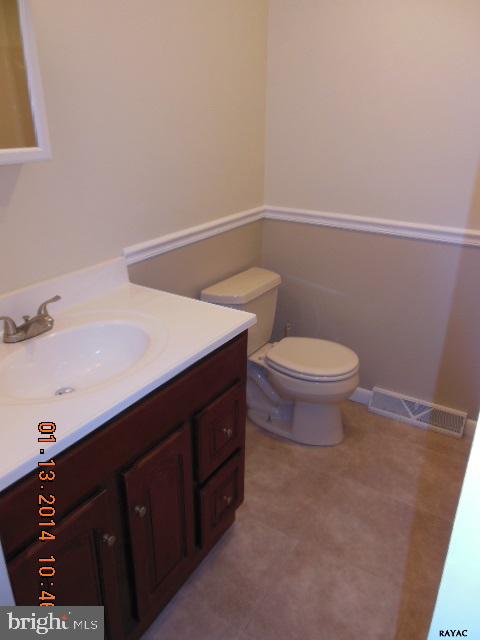 2220 Greenbriar Road York, PA 17404 - Photo 18 of 36 Gallery Image 18
