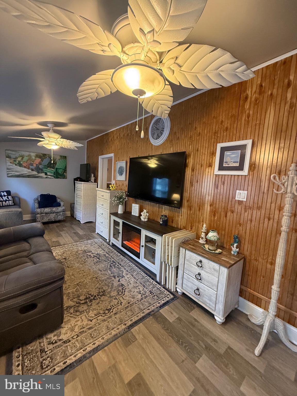 515 Corsons Tavern Road, Unit E48 Ocean View, NJ 08230 - Photo 16 of 26 Florida room