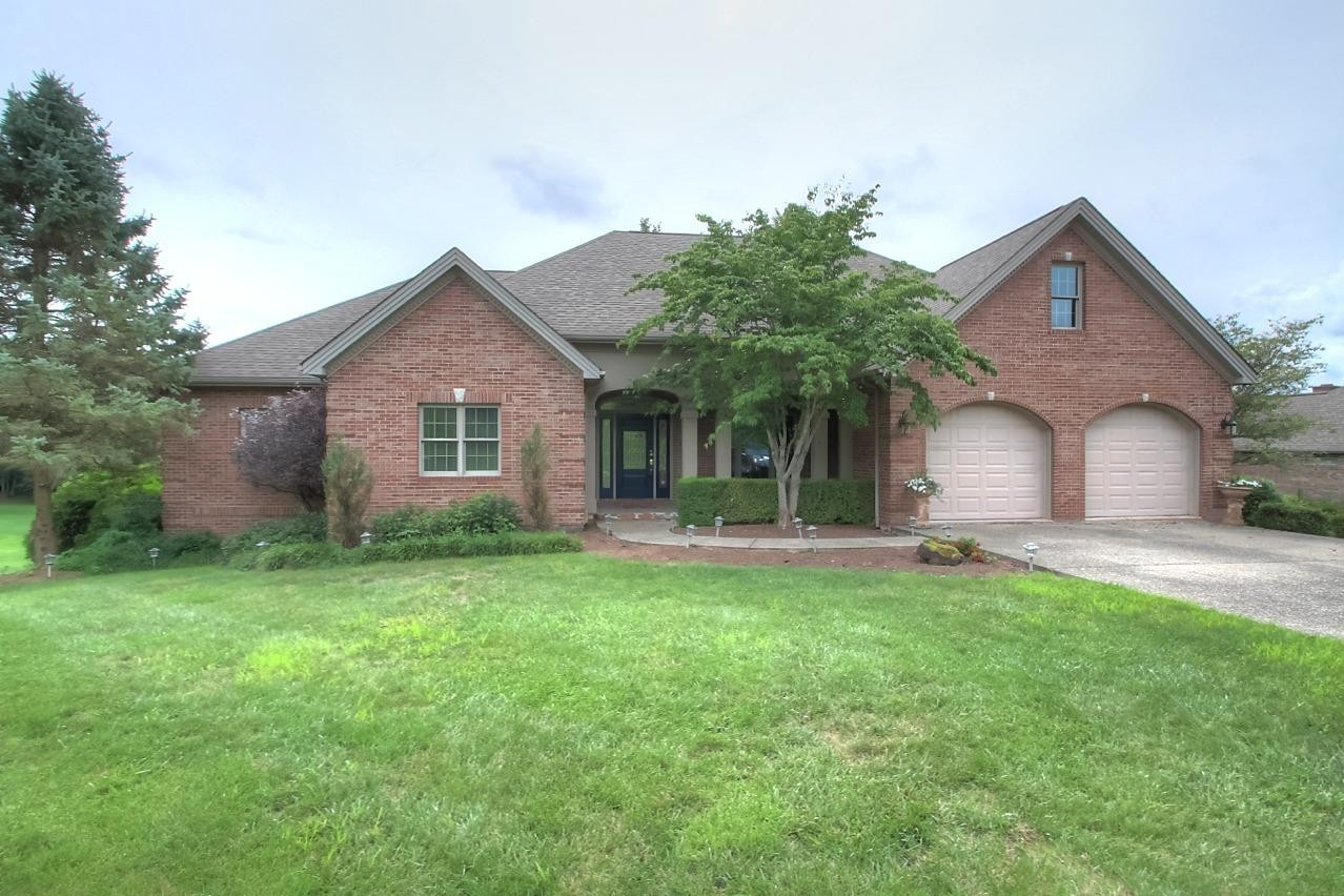 123 Club Valley Estates Road London, KY 40741 - Photo 1 of 37 Main View! Master Suite On Main Level! F